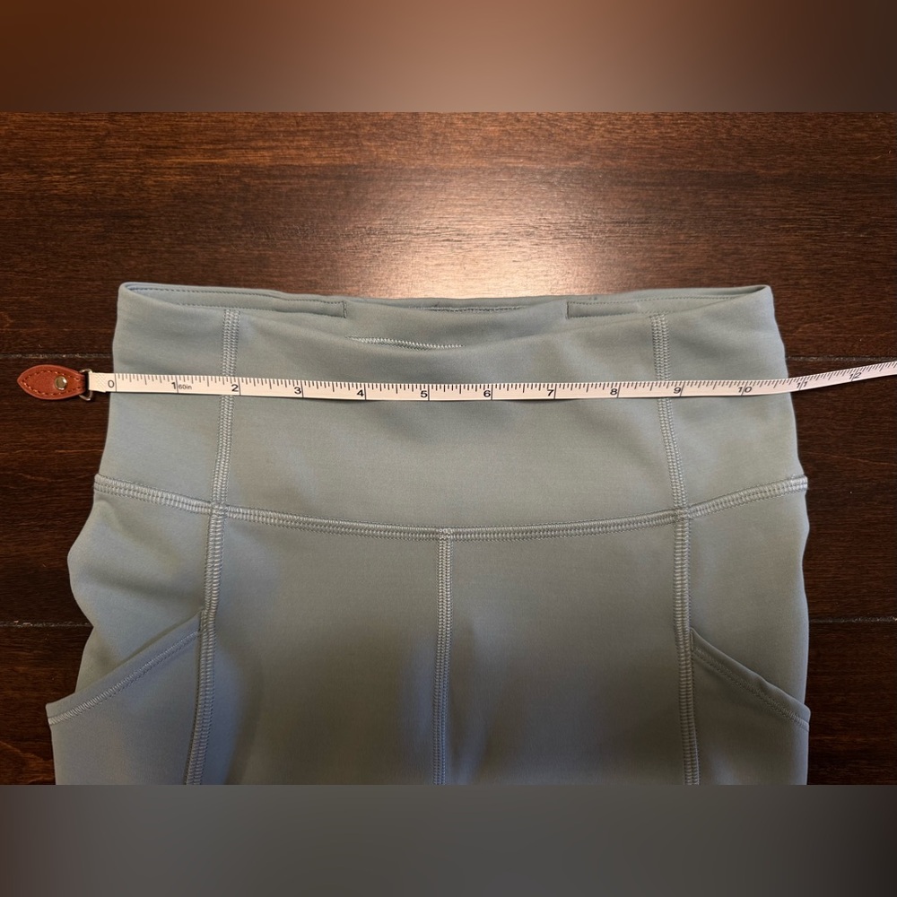 NWOT Lululemon Invigorate High-Rise Tight 25" Chambray - Picture 9 of 9
